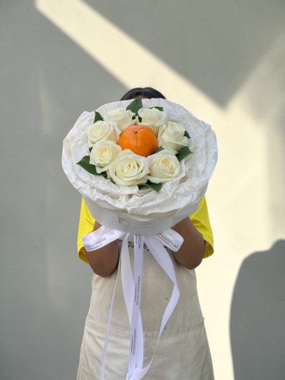 Orange 7 roses Bouquet